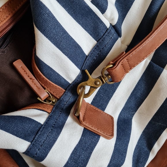 Canvas Weekender Travel Duffel Bag Shoe Compartment Navy Beige Boho Striped - Picture 11 of 16